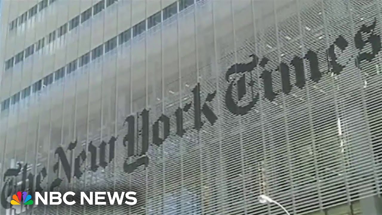 New York Times demanda a OpenAI por infracción de derechos de autor - YouTube