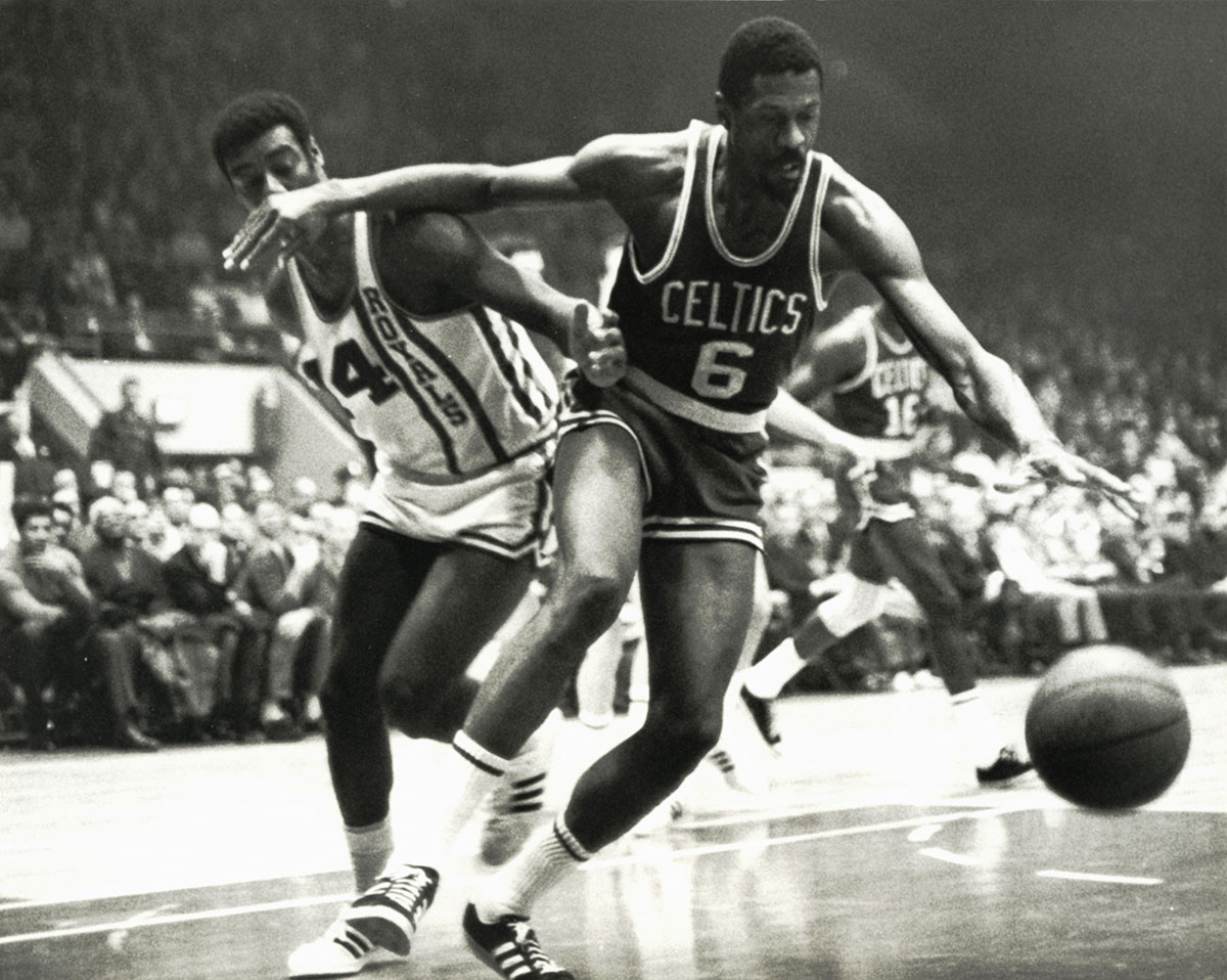 Bill Russell NBA players better than Stephen Curry