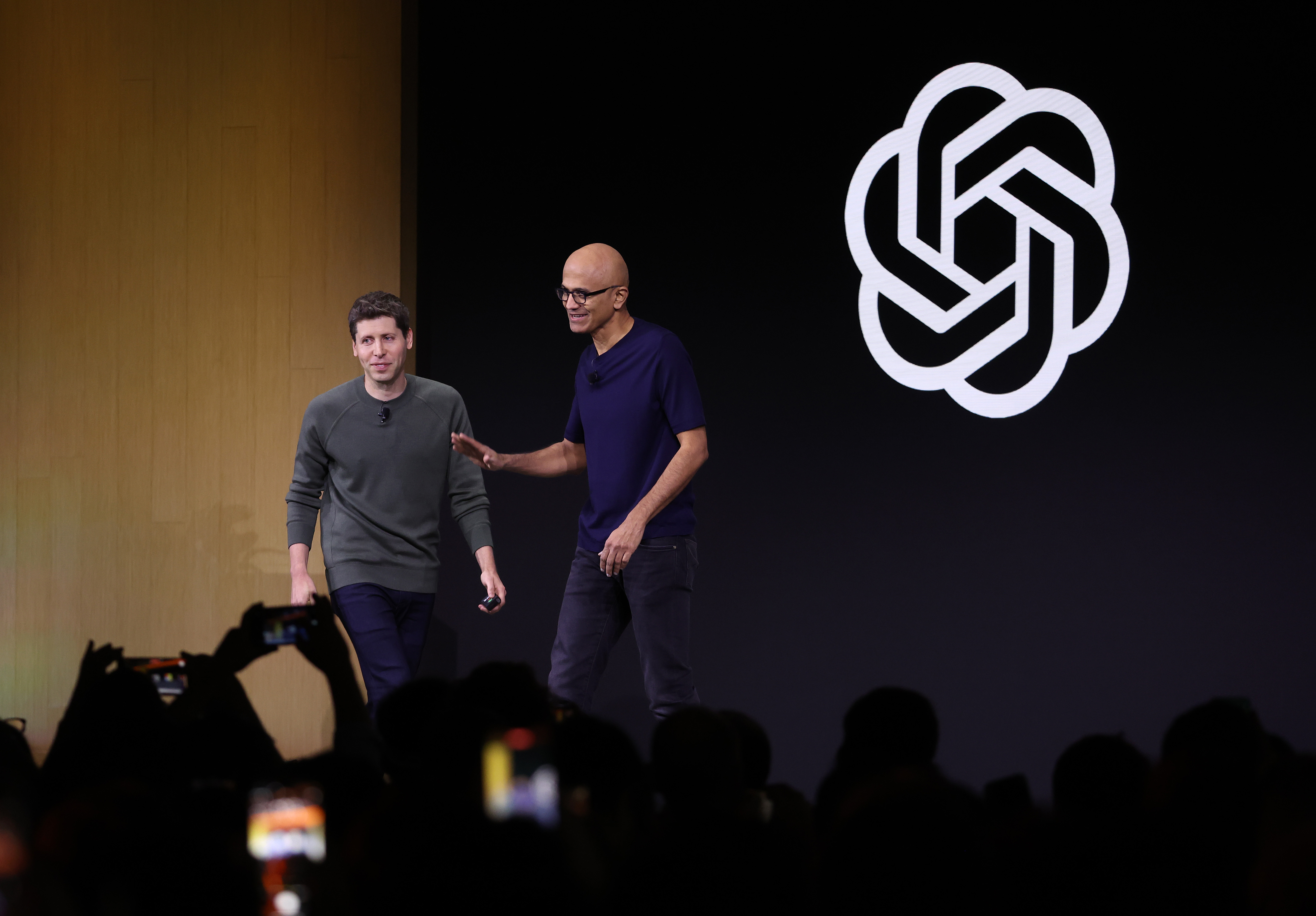 Sam Altman y Satya Nadella en la Conferencia Operai Devday.